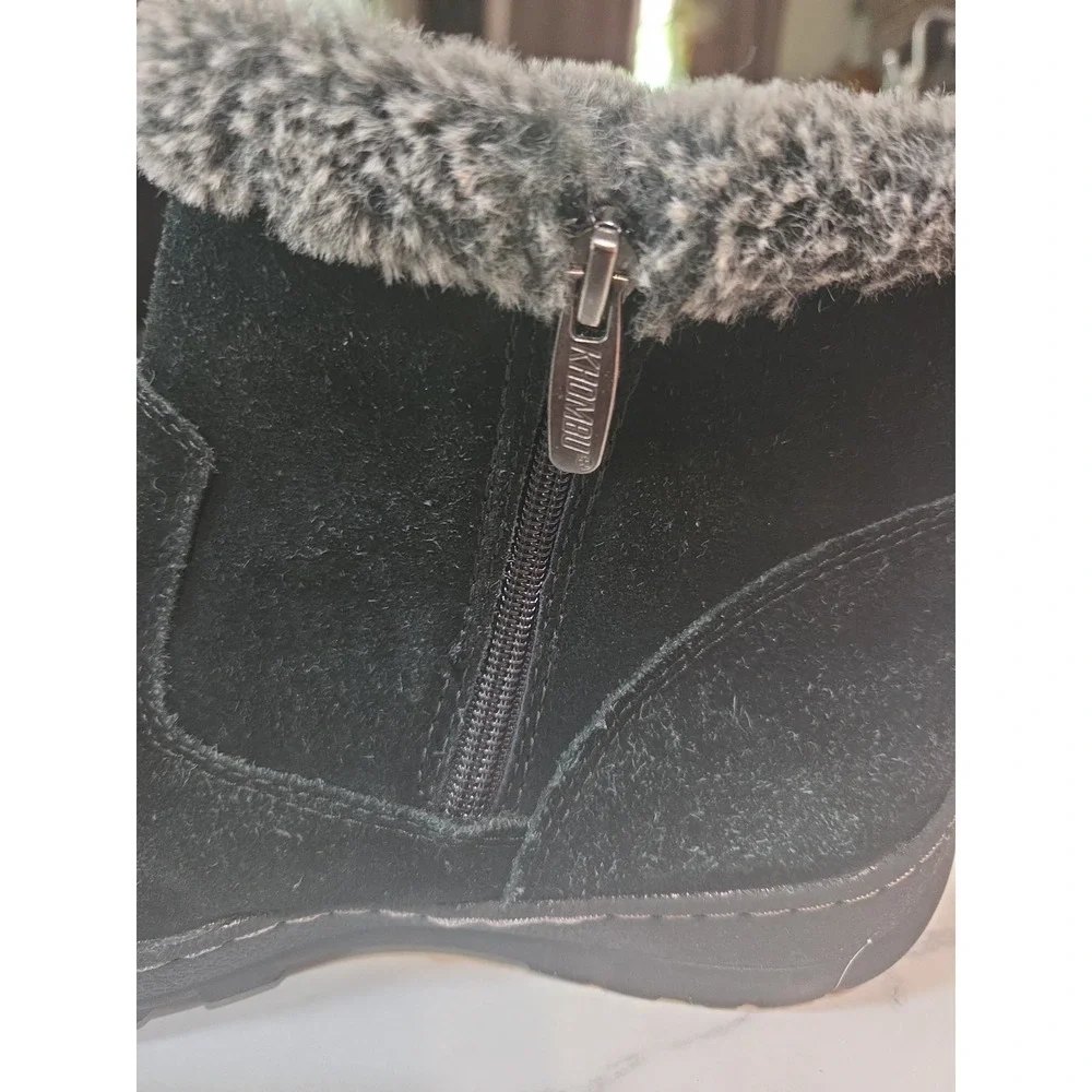Khombu Iris Women 10m Winter Snow Boots Black Suede Faux Fur Side Zip...